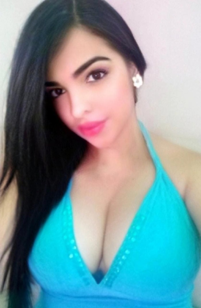 chica con pareja abierta para ti