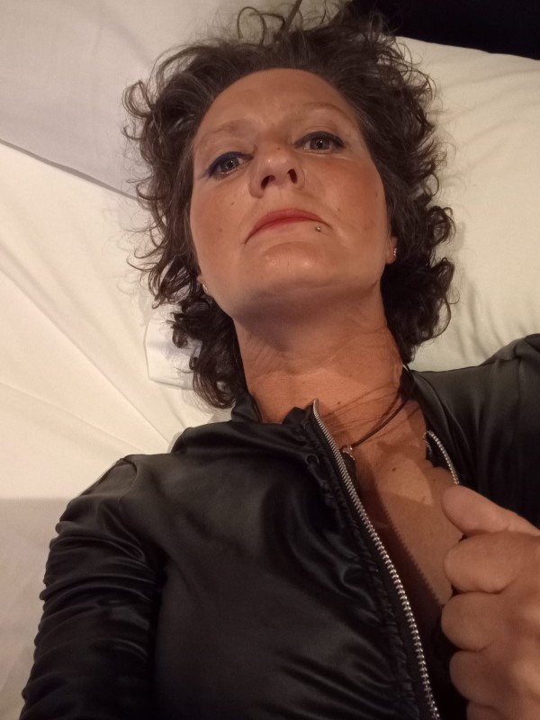 SOLO VIRTUAL, VIDEOLLAMADAS SEXTING VIDEOS PERSONALIZADOS