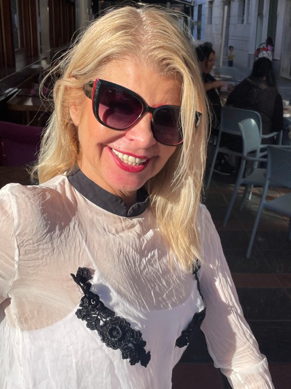 Madurita brasileña con cuerpo de jovencita MARBELLA