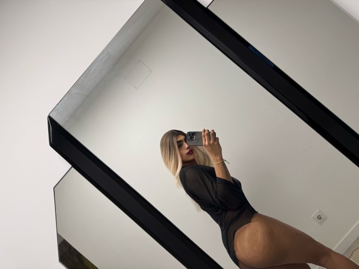 Latina pollona fiestera nueva en tu ciudad