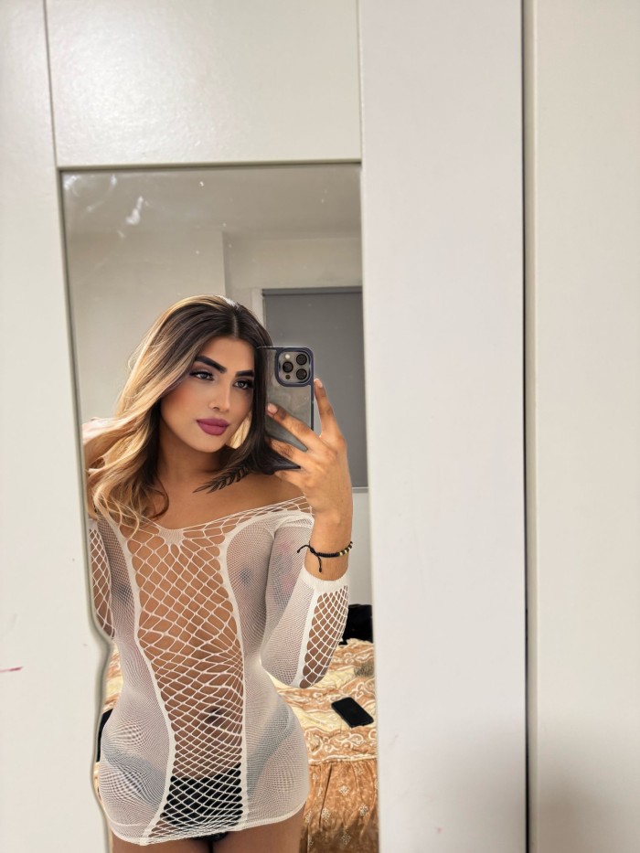 Latina pollona fiestera nueva en tu ciudad