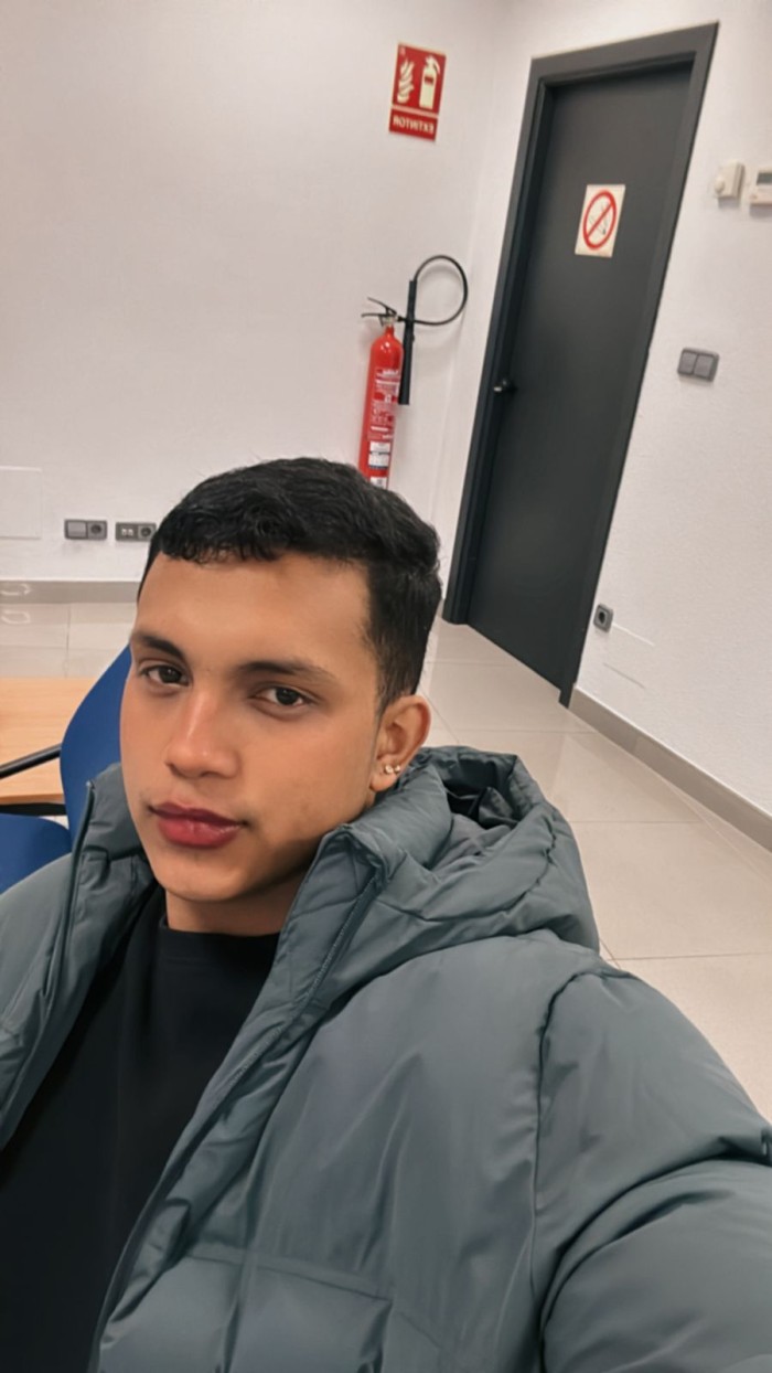 soy lo que buscas fiestero buen rollo y muy majo para ti