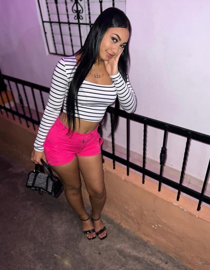 Una de las mejores dando tratos de pareja y más