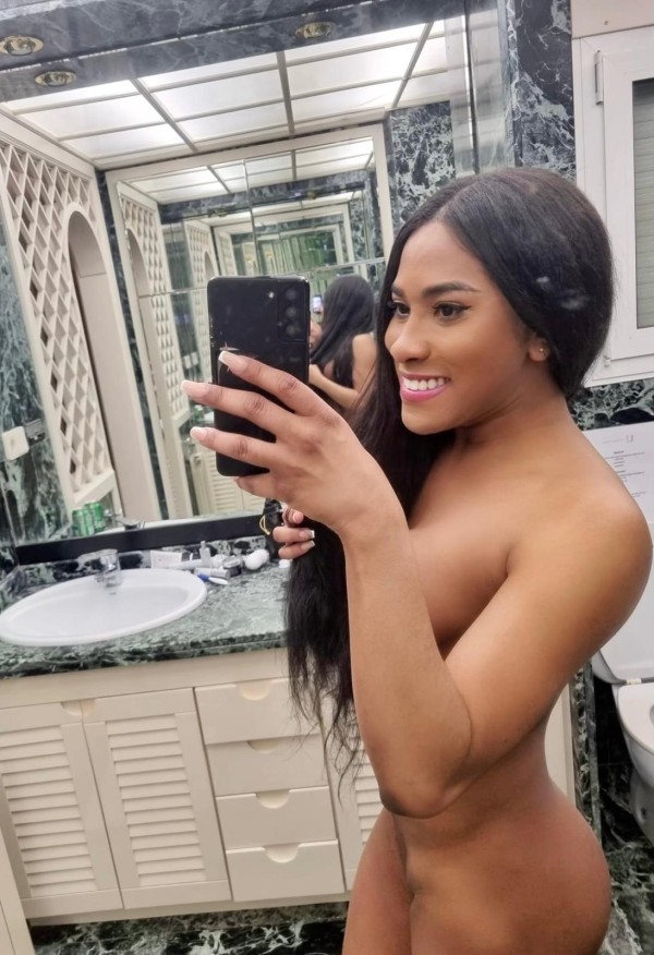 !!MUÑEQUITA MULATA LATINA SUMAMENTE DIVERTIDA !!!