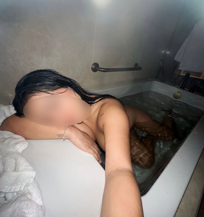 SENSUAL Y CAÑERA MASAJISTA COLOMBIANA