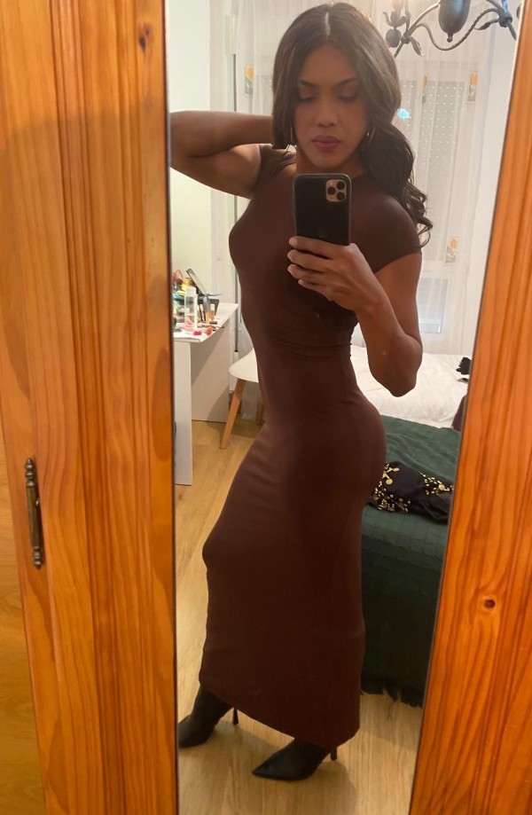 Sexy y erótica  hermosa trans latina