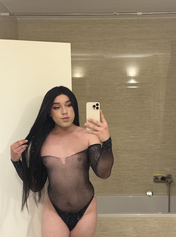 Catalina hermosa trans, Cachonda y morbosa Siempre a Tope Últimos días