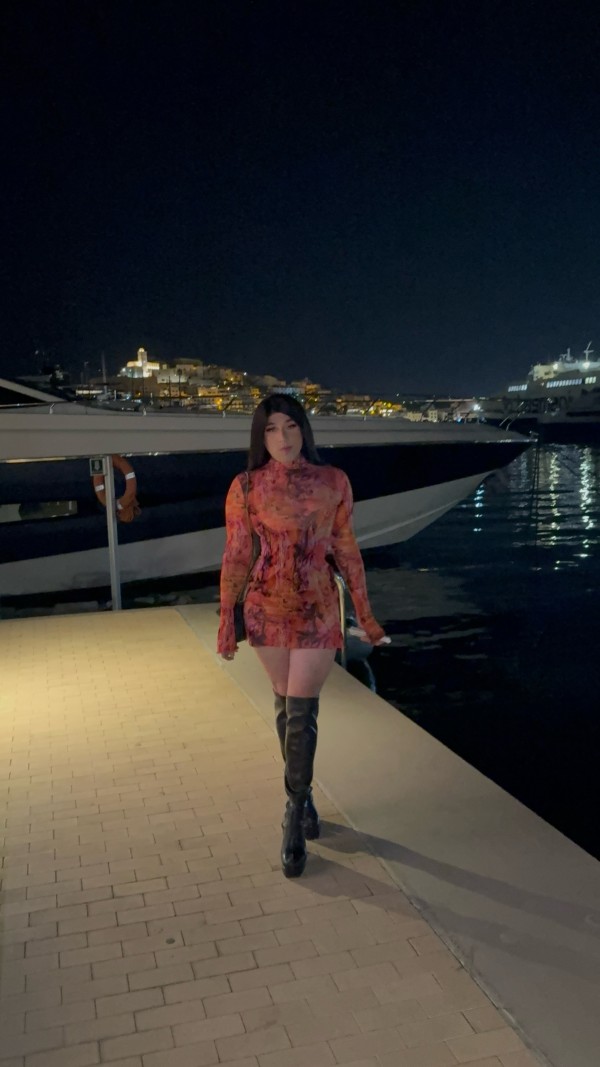 Catalina hermosa trans, Cachonda y morbosa Siempre a Tope Últimos días