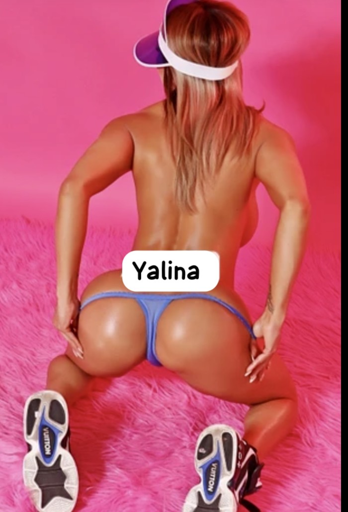 Estás buscando una chica exótica rubia madura