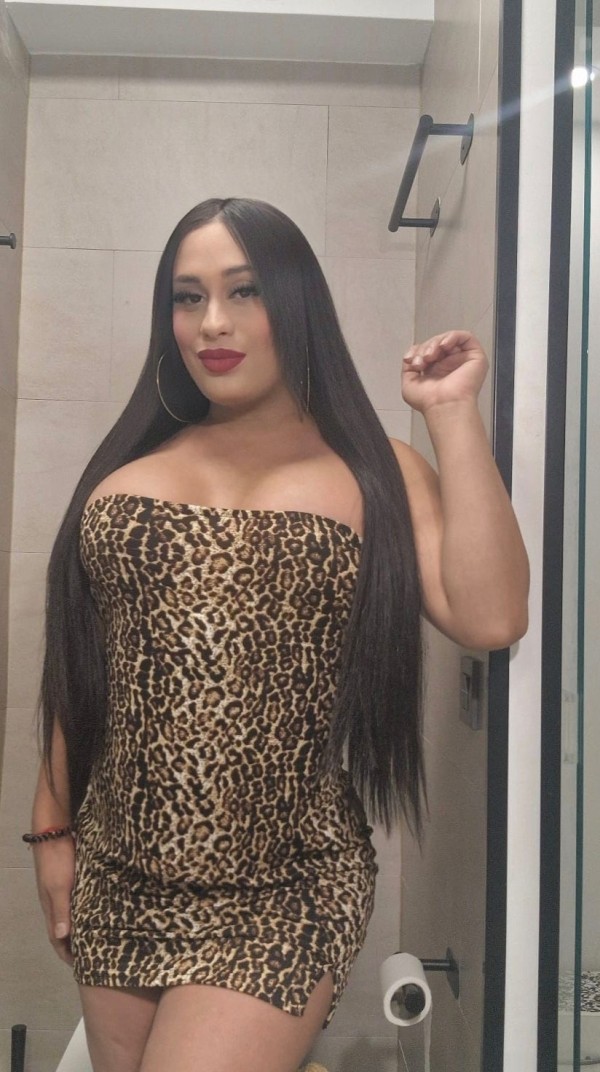 Hola mi amor soy una hermosa mulata muy guarra descomplicada y coquera