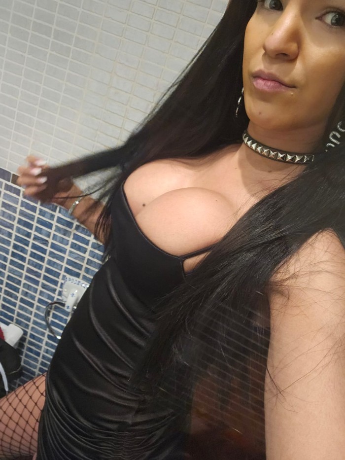 MORENA ARGENTINA FIESTERA LECHERA CAÑERA