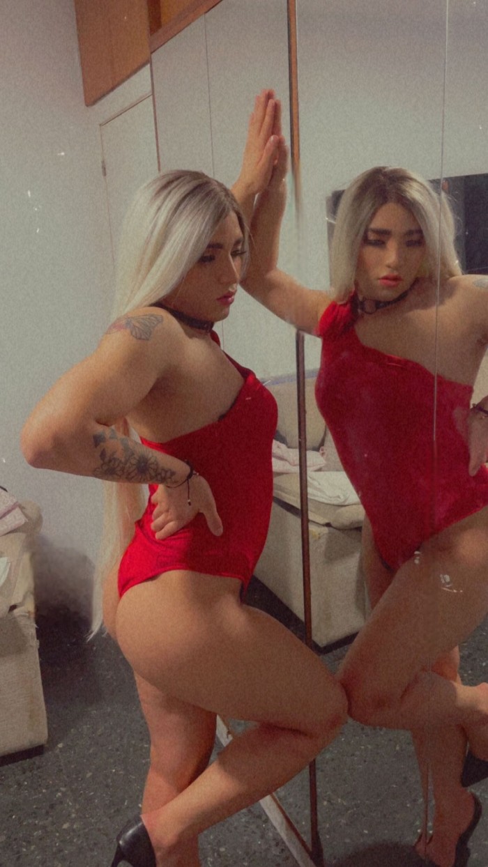 MELANY LA MEJOR TRANS VICIOSA DE TODA LA CIUDAD