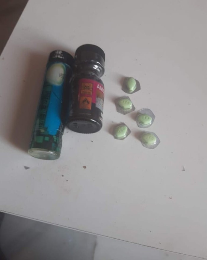 Llena de lujuria, muy cañera y súper guarra