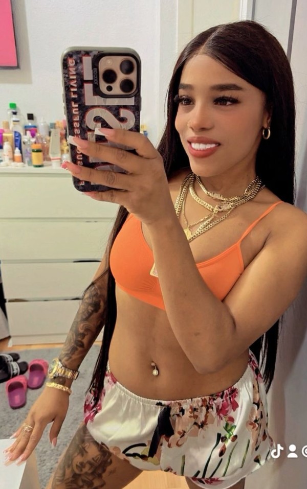 JOVEN ACOMPAÑANTE DOMINICANA DE LUJO ESPECTACULAR