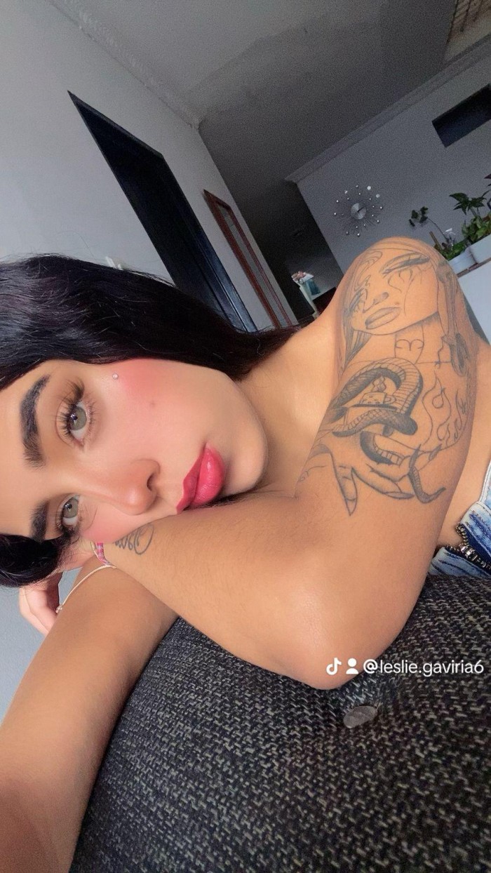 SERÉ UNA ZORRITA MUY CALIENTE TRAGA LECHE