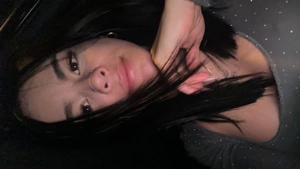 Garganta profunda.ven por una verdadera mamada papi