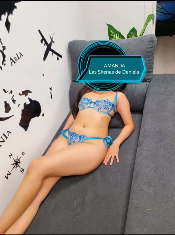 Amanda, impresionante bombón en Villaverde !!!