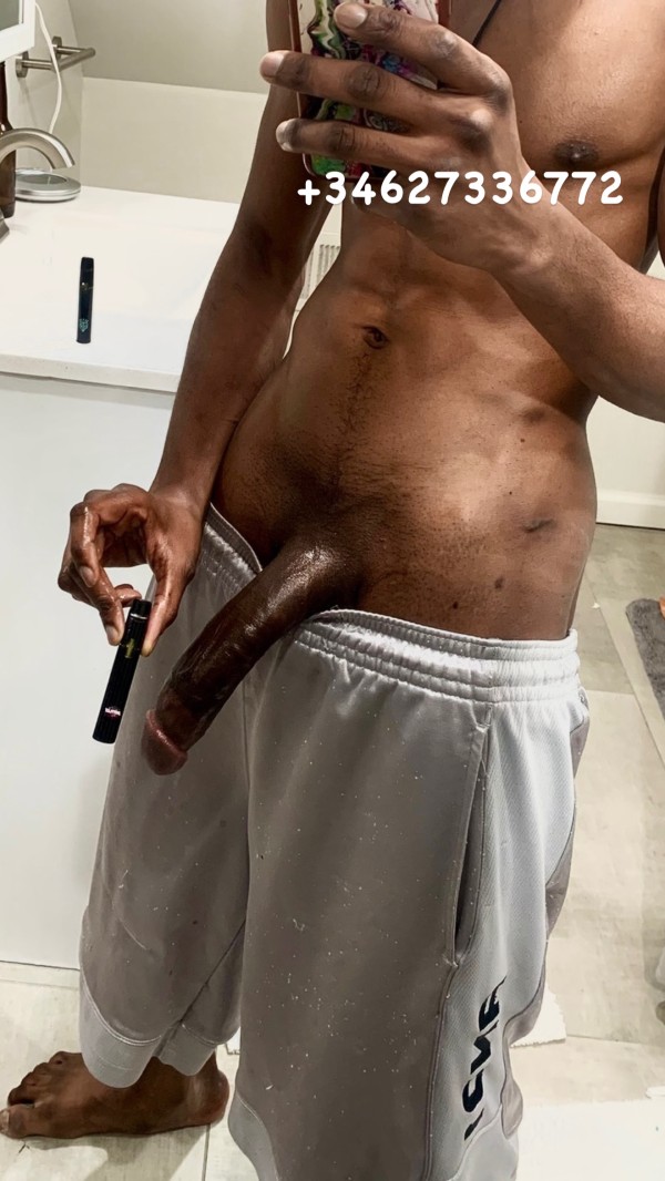 Negro africano en Barcelona capital Eixpl