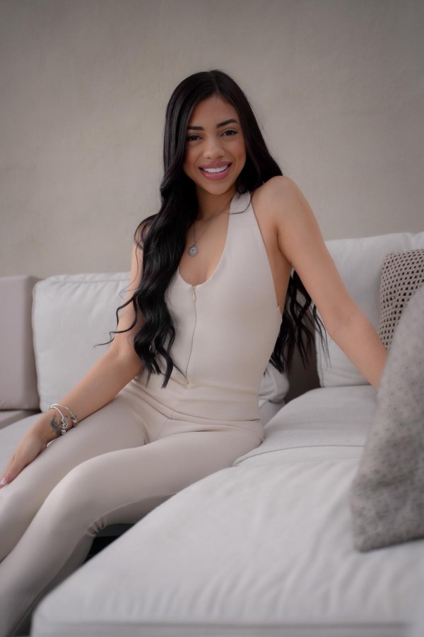 Paula – Colombiana Acompañante de Lujo en Ibiza