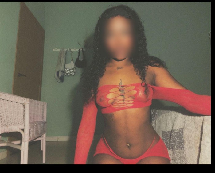 LAURA COMPLETITA, HERMOSA, TU MEJOR COMPAÑIA !!