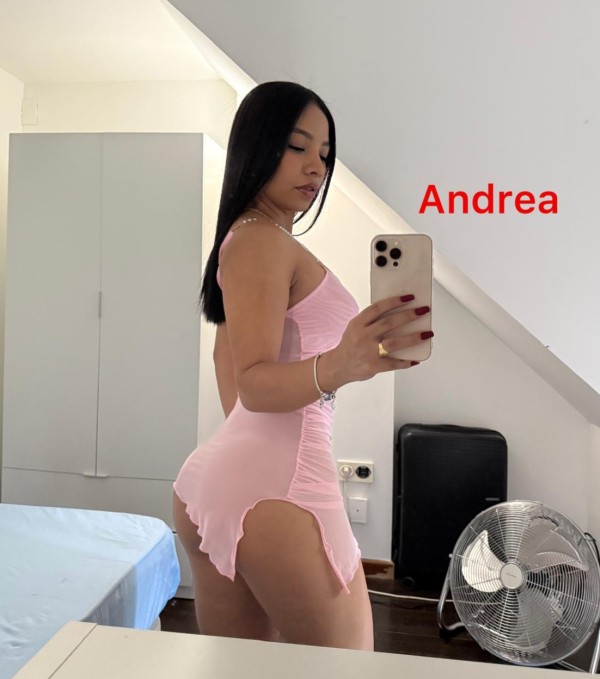 UNA COLOMBIANA NUEVA EN LA ZONA PLAZA CASTILLA!613288383.