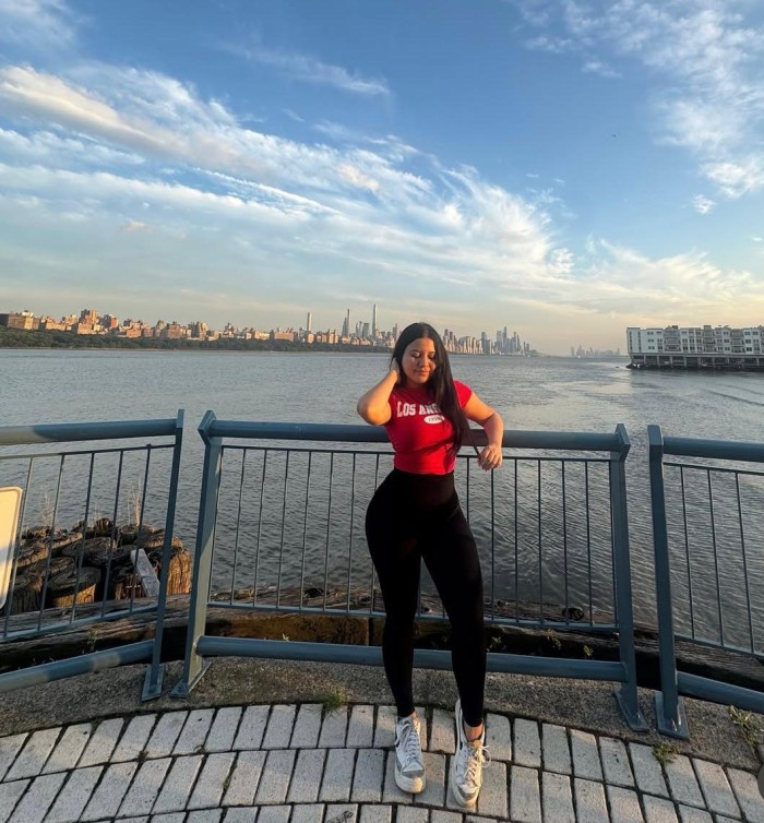 Paraguaya de alto standing en Hospitalet