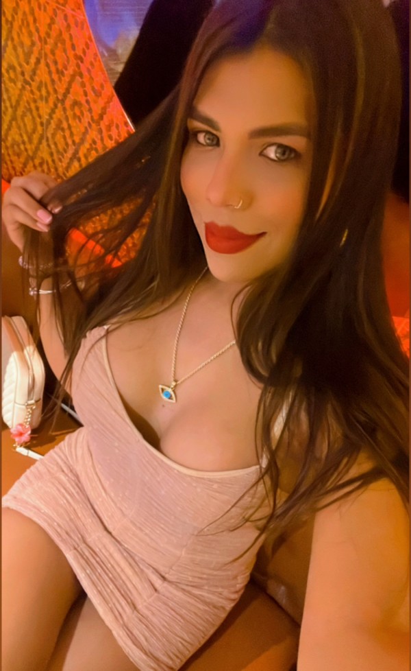 Disponible tu Bella trans Valentina Durán colombiana fiestera