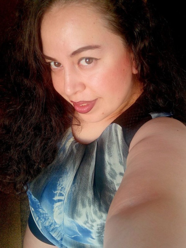 LIDIA…..UNA ESCORT PARA TUS NOCHES MORBOSAS.!