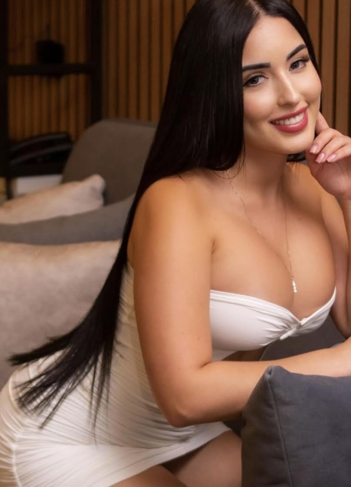 SALIDAS HA PISOS/HOTEL NO PARES LA FIESTA