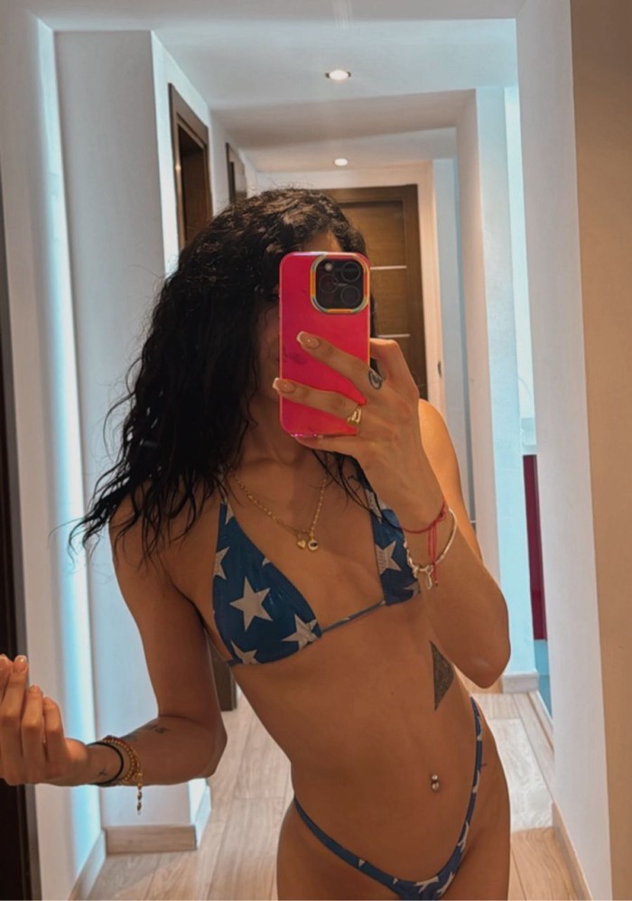 INTERESADA EN PLAZA EN IBIZA????