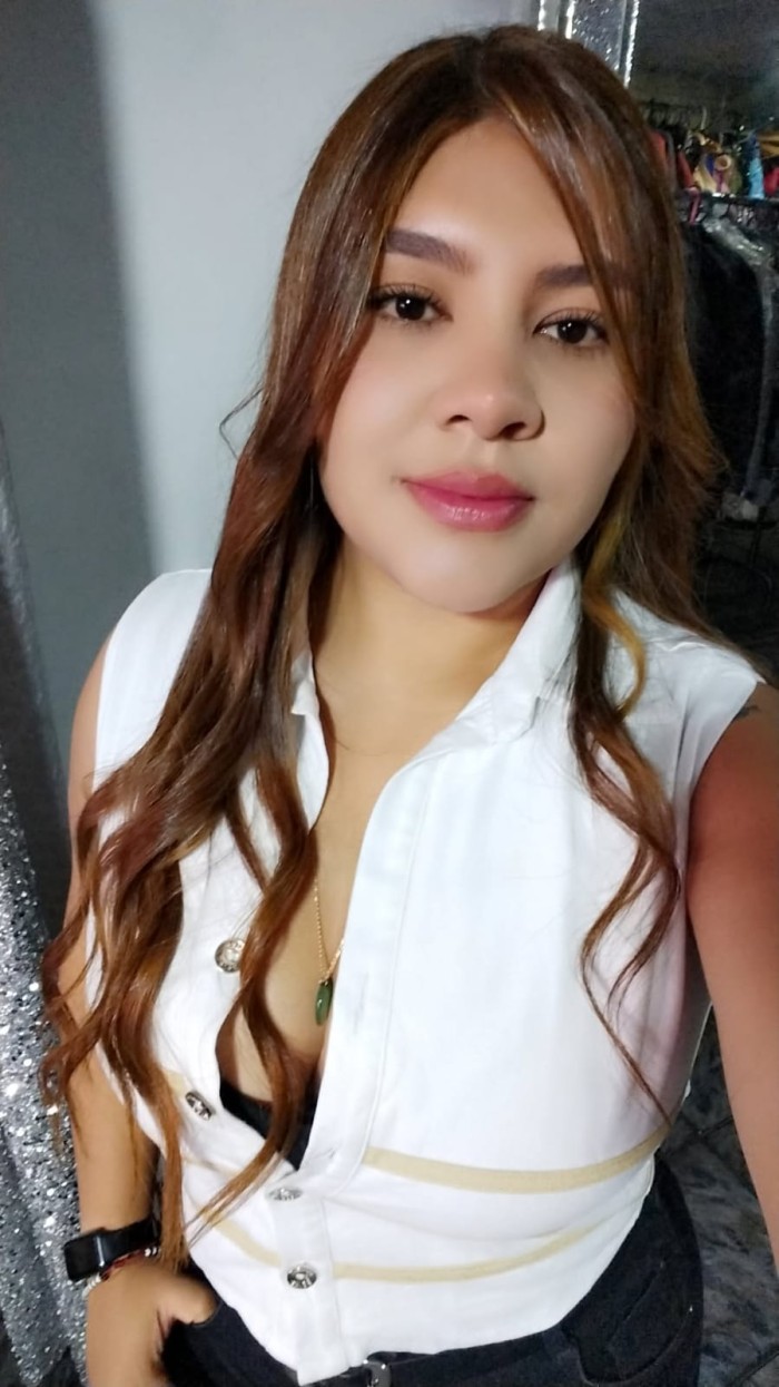 ARDIENTE COQUETA Y FIESTERA LATINA EN COLLBLANC