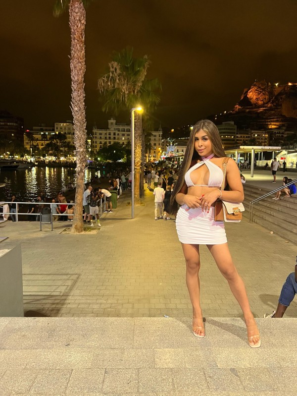 CULO PEQUEÑO DELGADA LATINASEXYNikol 100% real