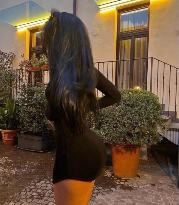 SAMANTHA 23 años, EXCITANTE y muy SENSUAL..