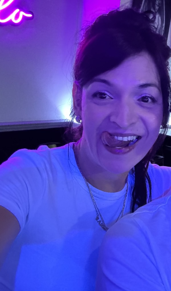 TU LOBA FIESTERA EN FUEGO  NOVEDAD