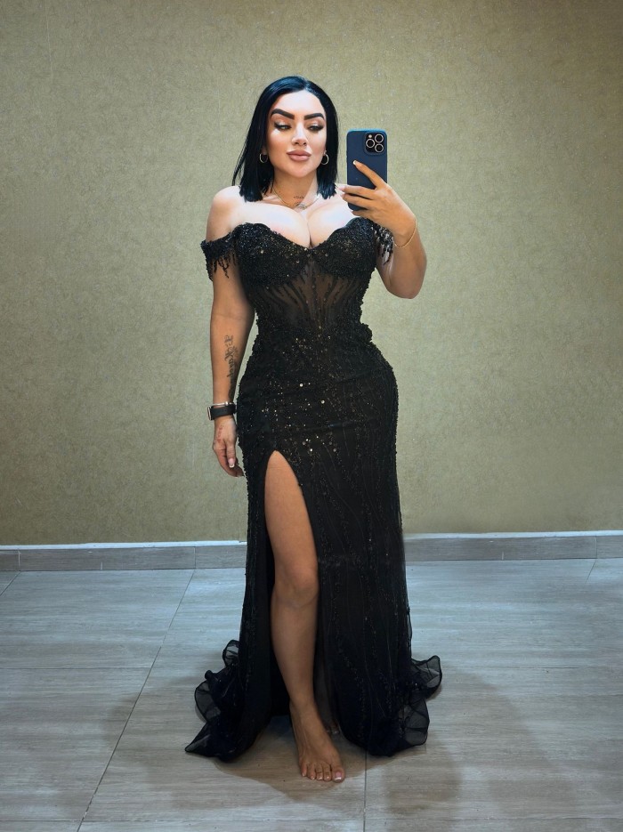 SOY ABRIL: Escort colombiana de lujo en Ibiza