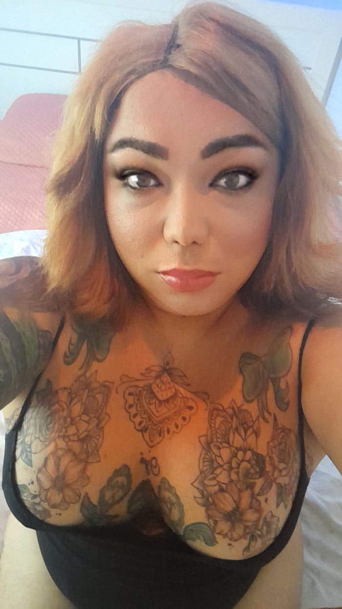 Aproveitem Camila Lopes super activa pouco dias en OURENSE.664689098