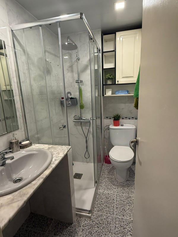 SE ALQUILA PRECIOSA HABITACIÓN BARRIO SANT ADREU