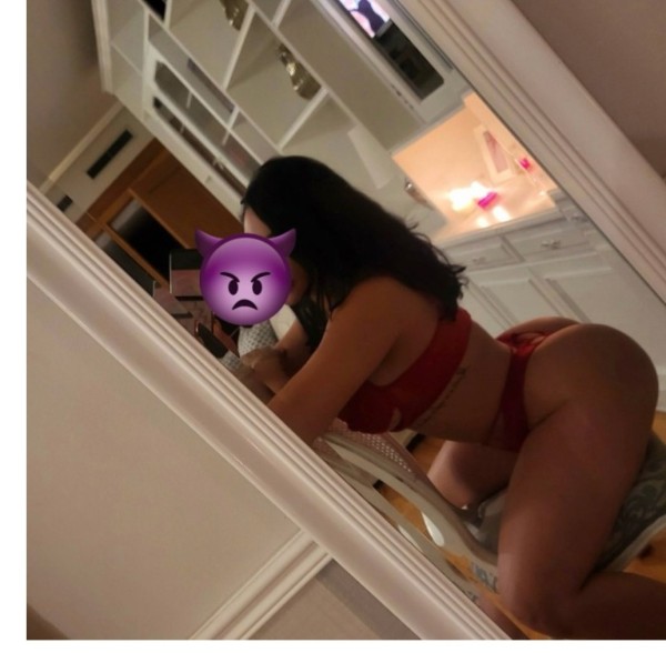 Cumplo todo tipo de fantasía cañera a tope