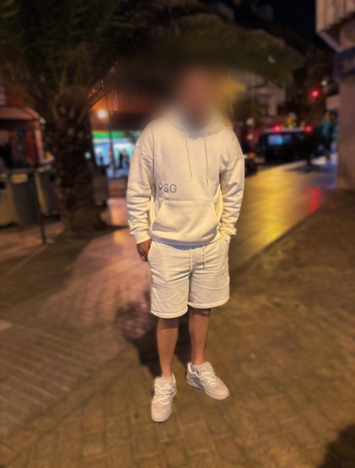 NOVEDAD — VALENTINO PARA HOMBRES Y MUJERES