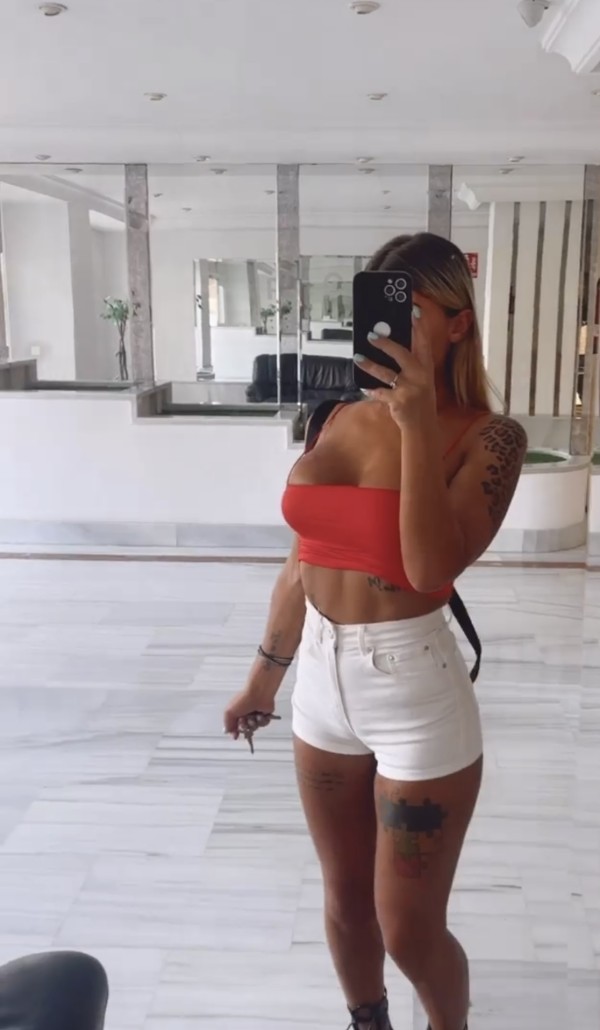 Española rubia gym tatuada culo diosa