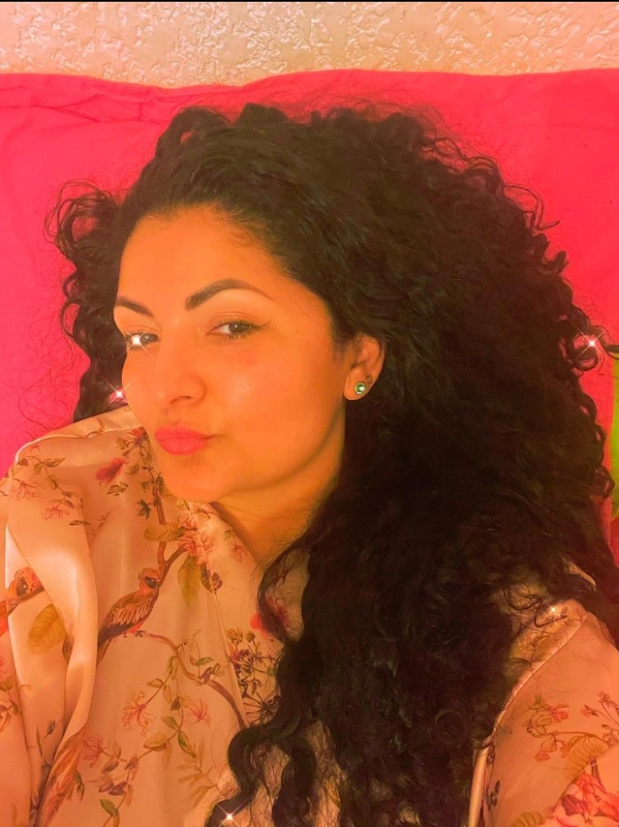 VALENTINA TU AMANTE MAS GUAPA Y SEXY