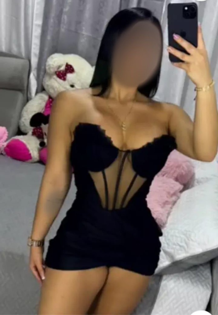 Paisa Colombiana, Complaciente.