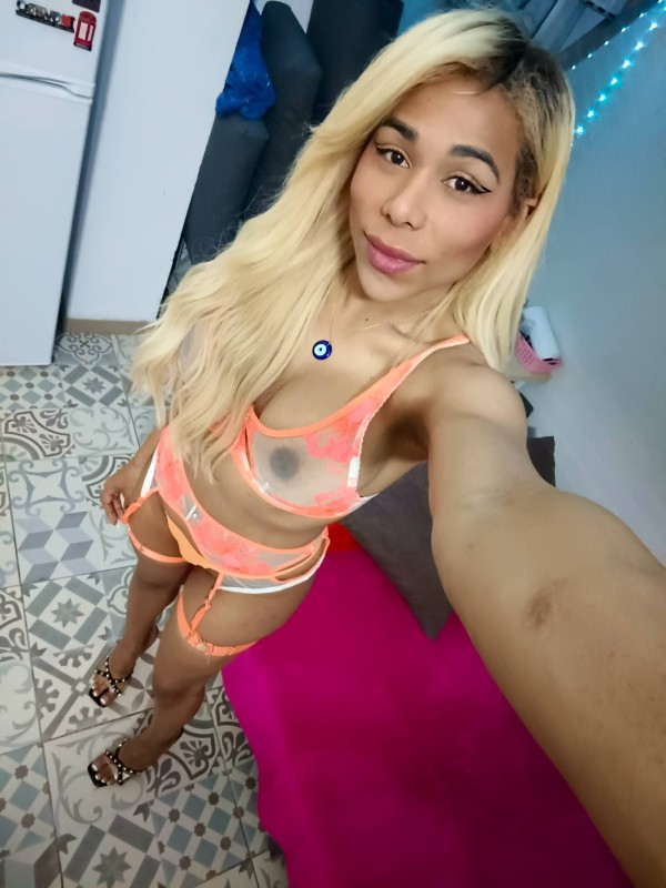 TRANS SIMPÁTICA DISPONIBLE EN MÁLAGA