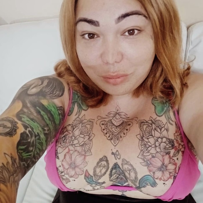 Aproveitem Camila Lopes super activa pouco dias en OURENSE.664689098