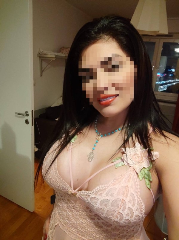 Morena fiestera vamos a pasarlo bien!!