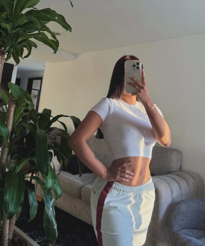 Colombiana de élite con ganas de disftutar