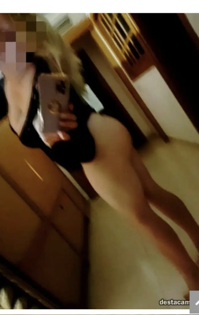 Rubia guapa super sexy**Aguadulce