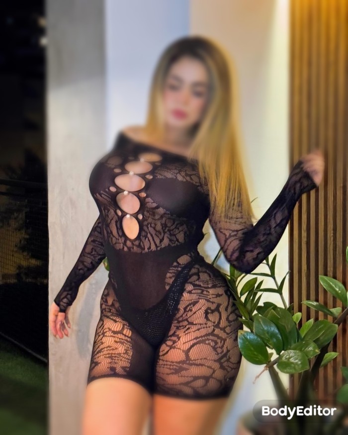 BELLA RUBIA EXÓTICA COMPLACIENTE Y MUCHO MÁS 30€