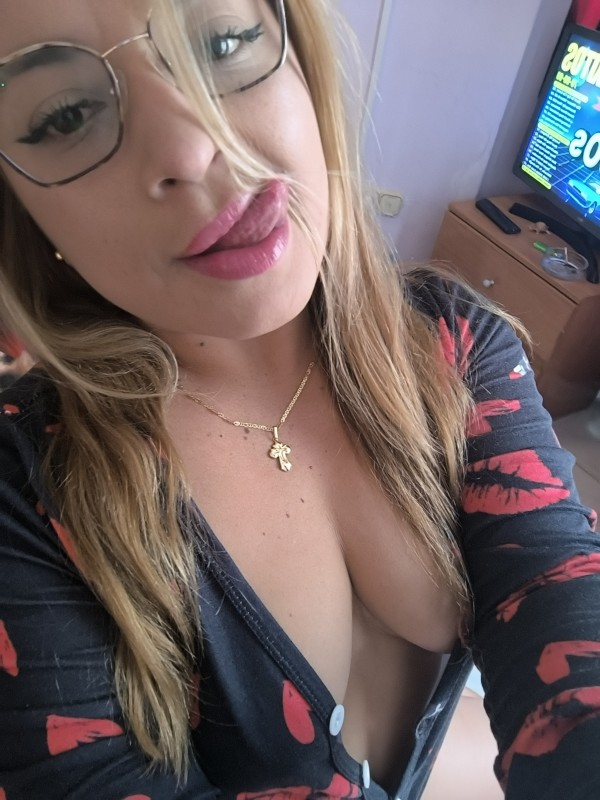 Linda rubia joven natural 100%