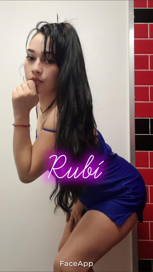 Rubí TARRAGONA , fotos reales